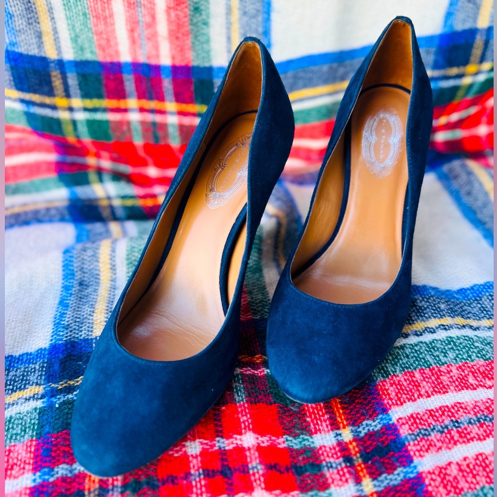 Elie Tahari Navy Suede Viviana Pump